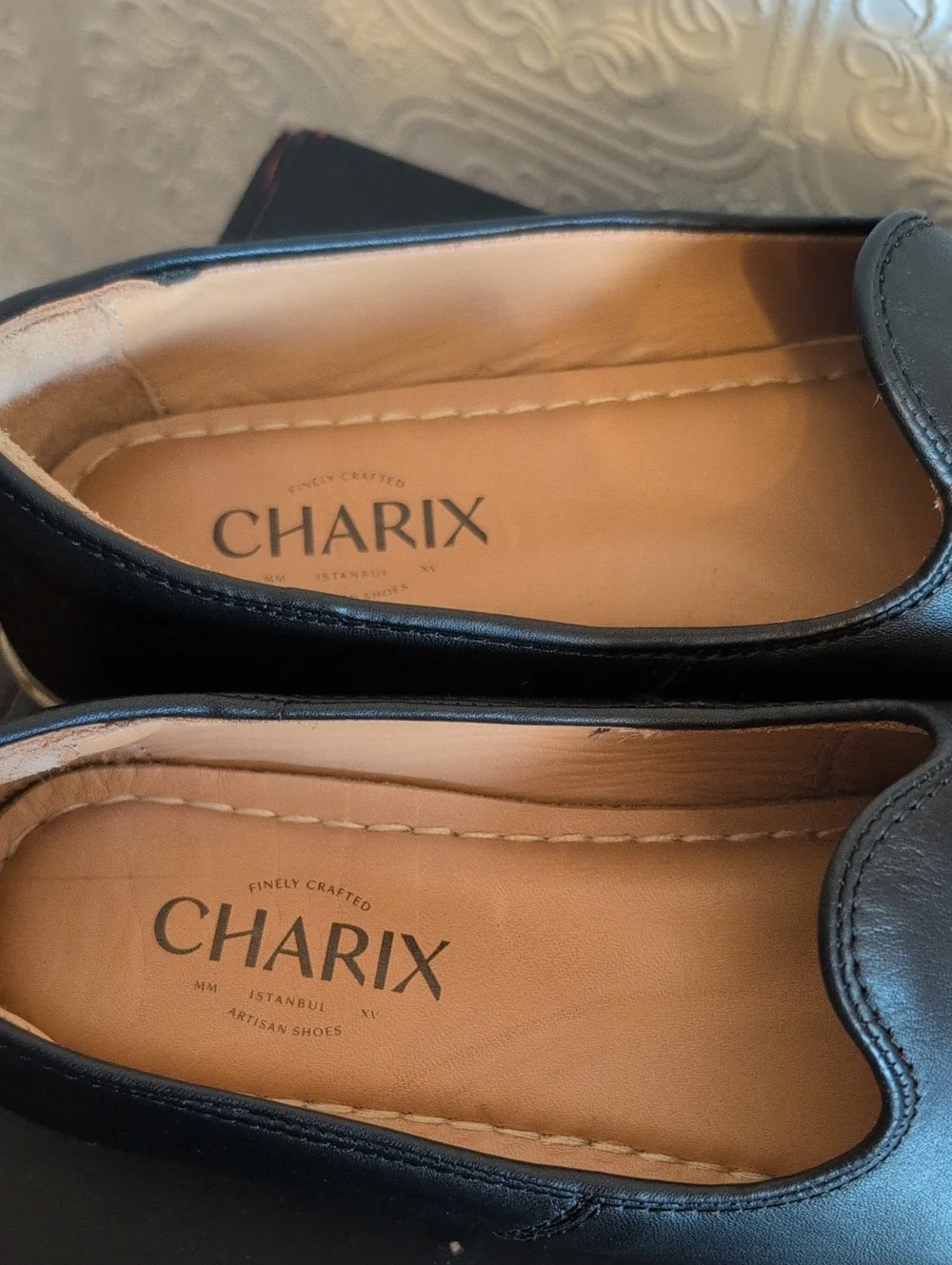 Charix Atelier Black Leather Loafers Slip-On Women's Flats Sz. 39 8.5-9